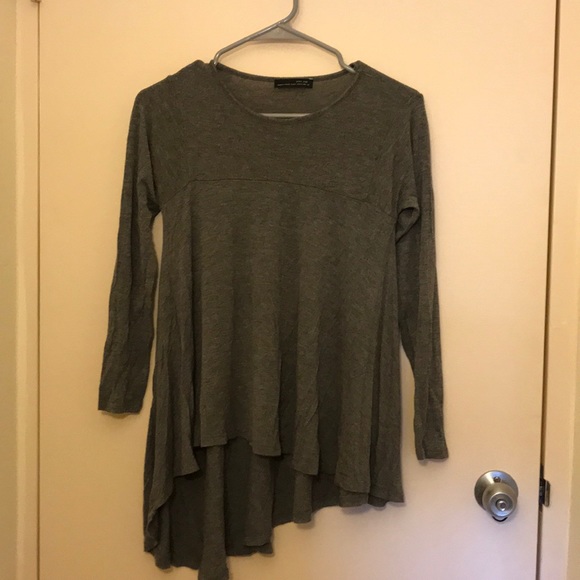 Zara gray T-shirt - Picture 1 of 6